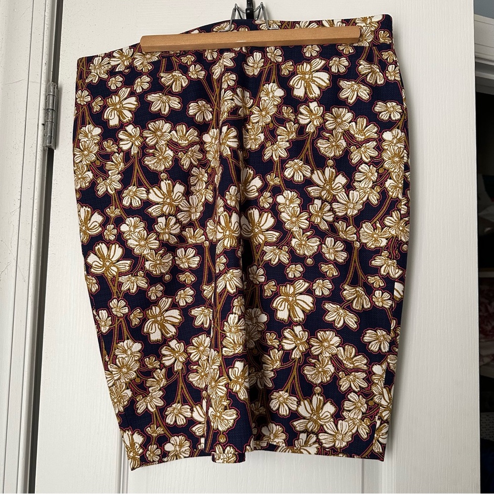 NWT JCrew The Pencil Skirt Size 12